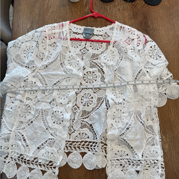 Rabbit Rabbit Rabbit Cream Lace Blouse - Picture 4 of 4